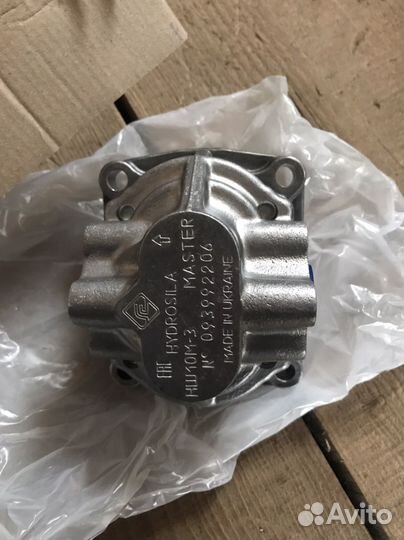 Насос нш-10 правый