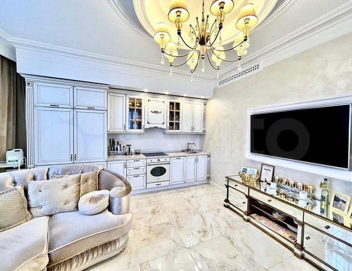 3-к. квартира, 95 м², 19/27 эт.