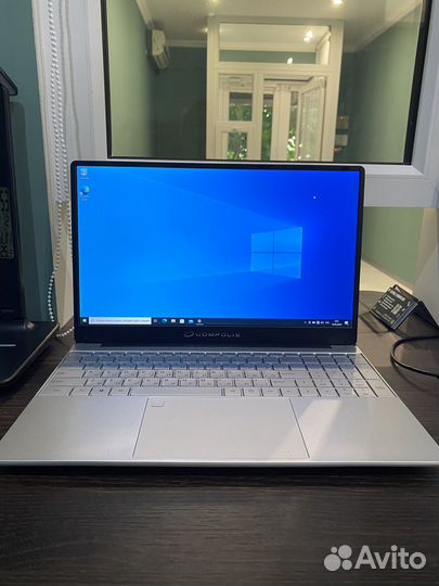 Ноутбук compolis