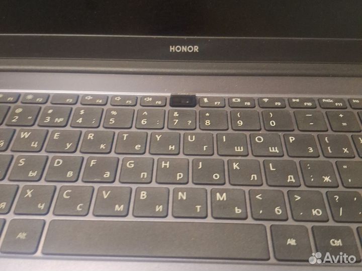 Ноутбук honor