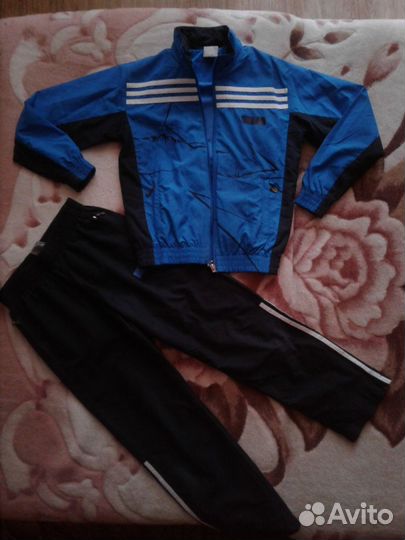 Спортивны костюм