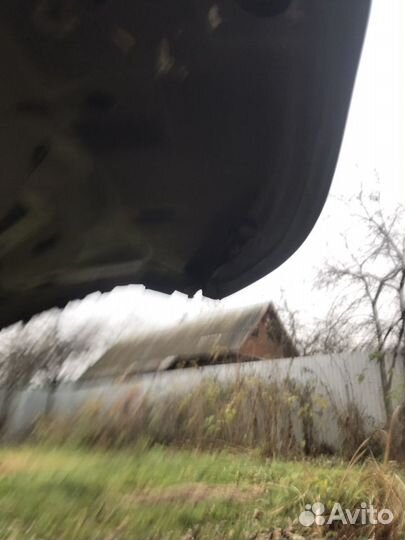 Капот BMW 3 e90