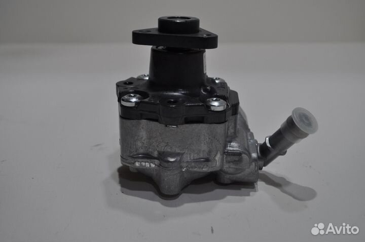 Насос гура (гидроусилителя руля) Audi A8 D4