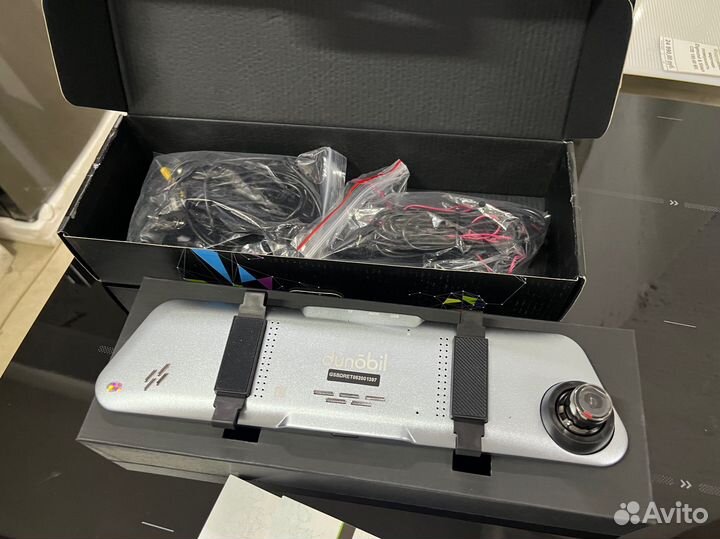 Видеорегистратор-зеркало Dunobil 2 камеры