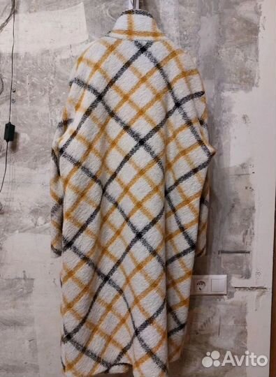 Пальто шерстяное