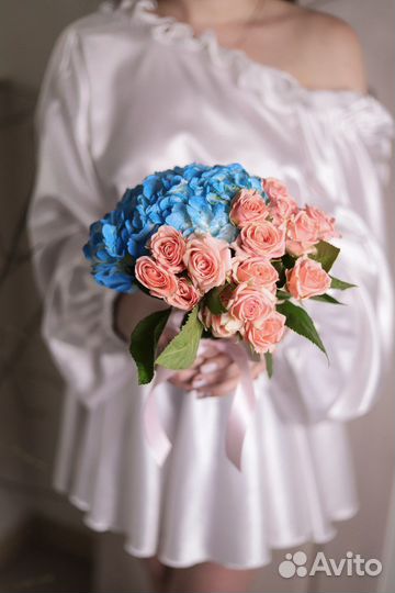 Яркий свадебный букет невесты