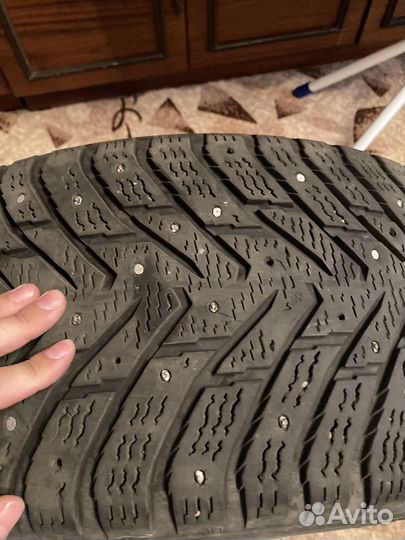 Nokian Tyres Hakkapeliitta 8 245/45 R18 100T