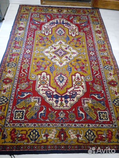 Ковер шерстяной