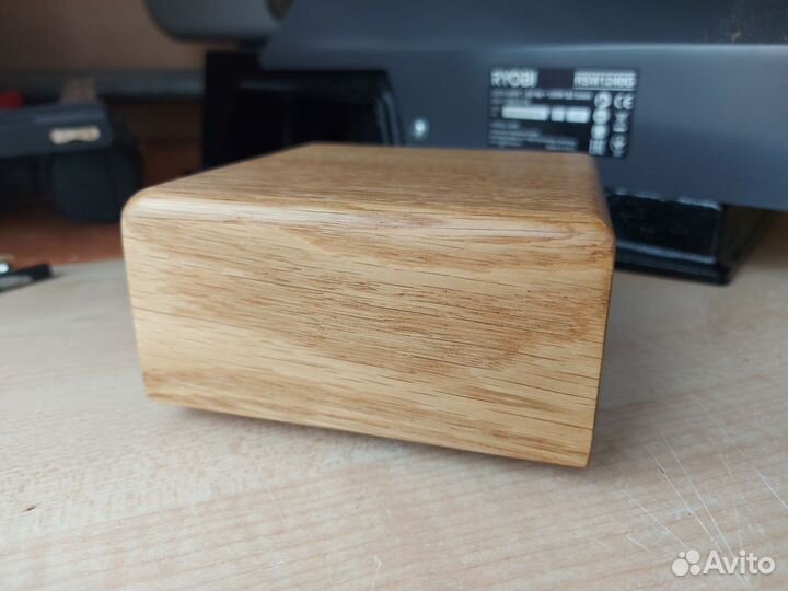 Трансформатор 220в-100в для вин. проигрывателя