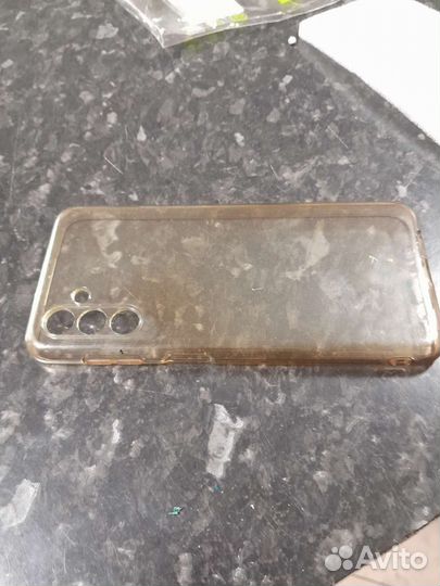 Чехол на телефон