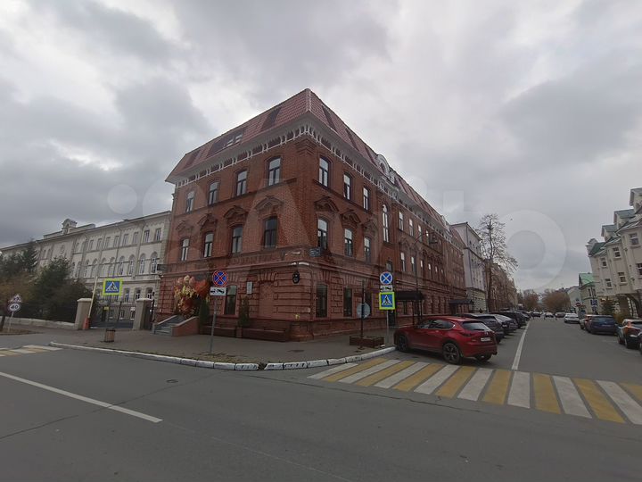 Видовой блок-офис в центре с видом на озеро, 104.7