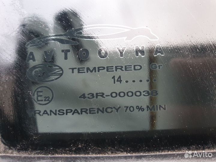 Стекло двери заднее правое Daewoo Gentra