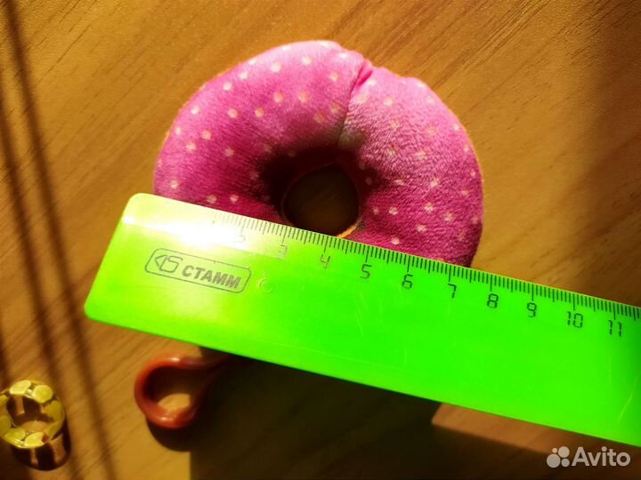 Брелок. Пончик