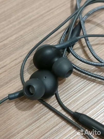 Наушники вкладыши