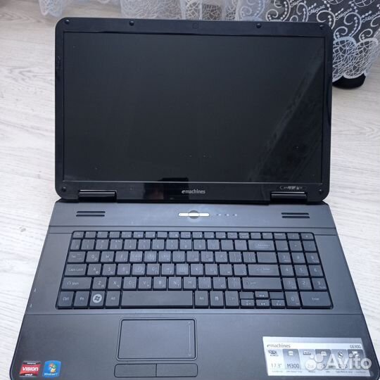 Ноутбук emachines