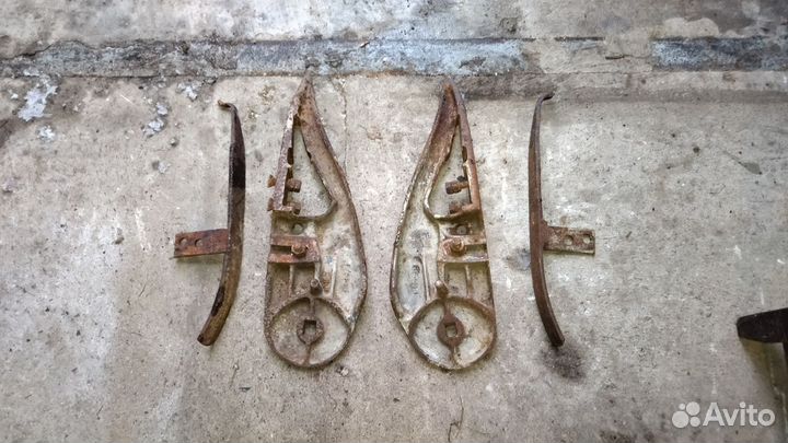 Башмаки косилки MF70