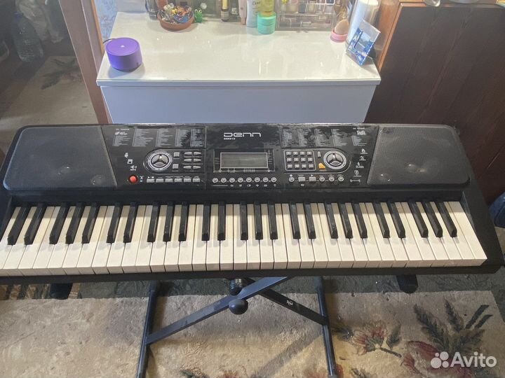 Синтезатор Denn dek610 + стойка Rockdale