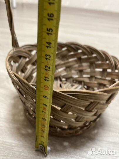 Корзина плетеная