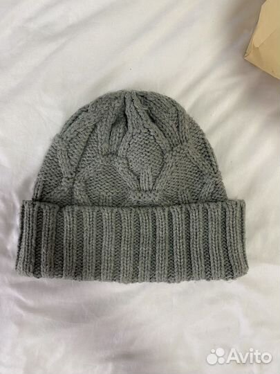 Шапки женские новые
