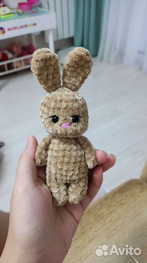 Заяц вязаный,подарок,плюшевый зайка