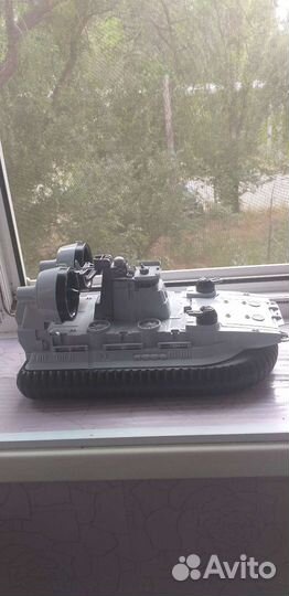 Катер на воздушной подушке