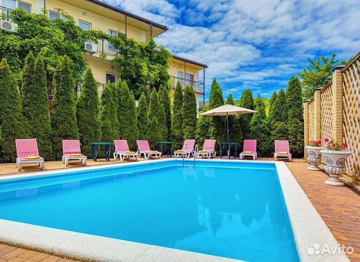 Беседка с бассейном в аренду