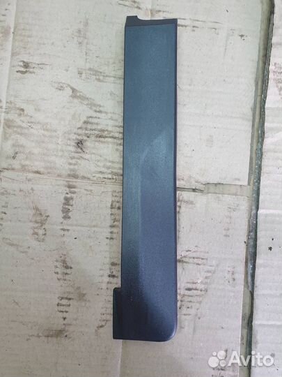 Накладка кузов внутри левая Cadillac Escalade 5