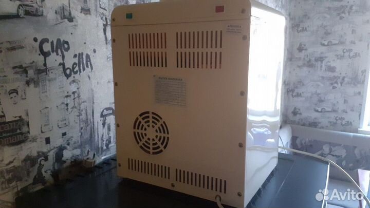 Куллер для воды (охлаждение + нагрев)