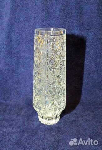 Массивная хрустальная ваза