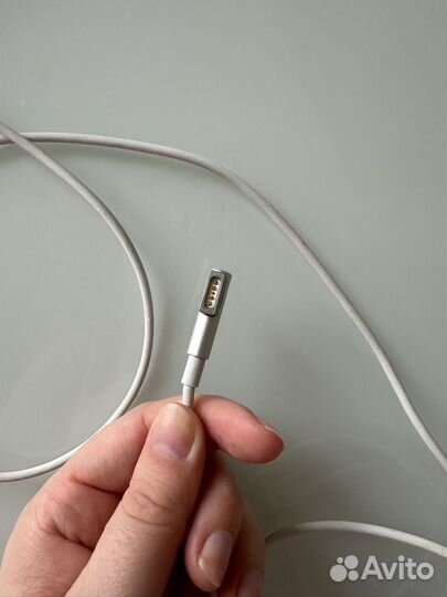Зарядное утройство доя Macbook Air