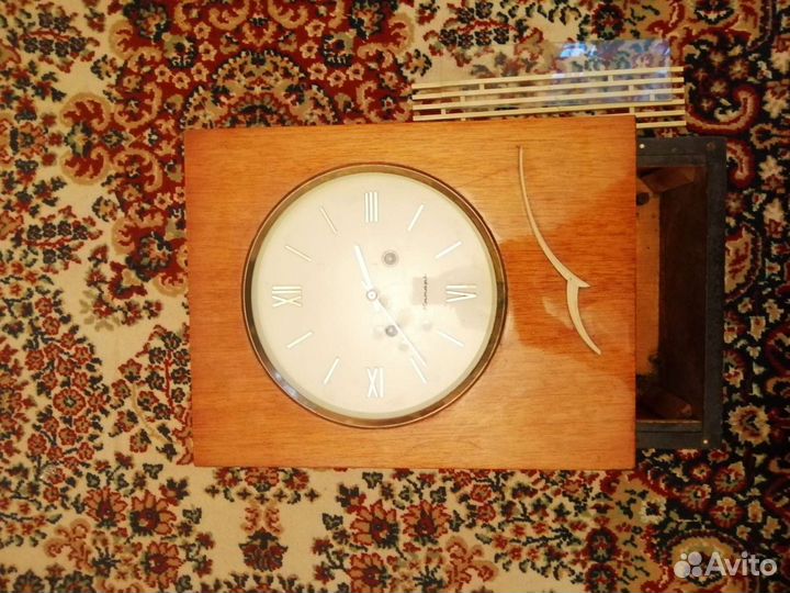 Часы Янтарь с боем