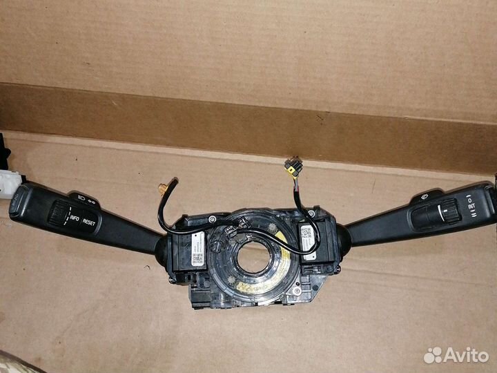 Подрулевой переключатель вольво s80