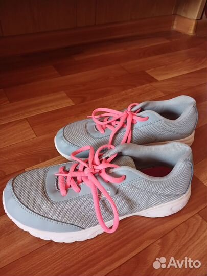 Кроссовки для девочки 37 размер