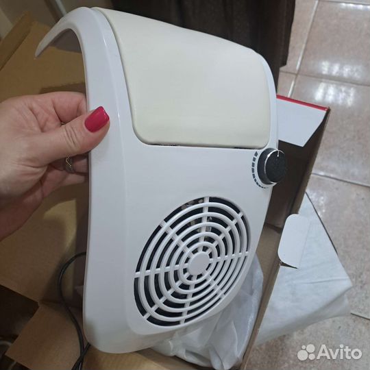 Вытяжка для маникюра новая