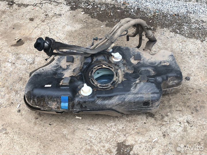 Hyundai elantra бензобак