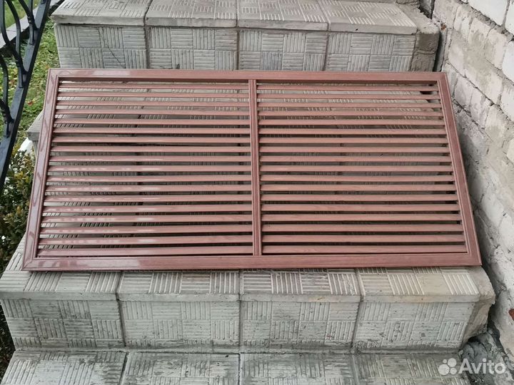 Экран на радиатор отопления