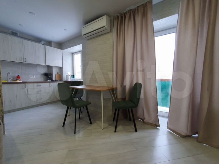 2-к. квартира, 60 м², 2/4 эт.