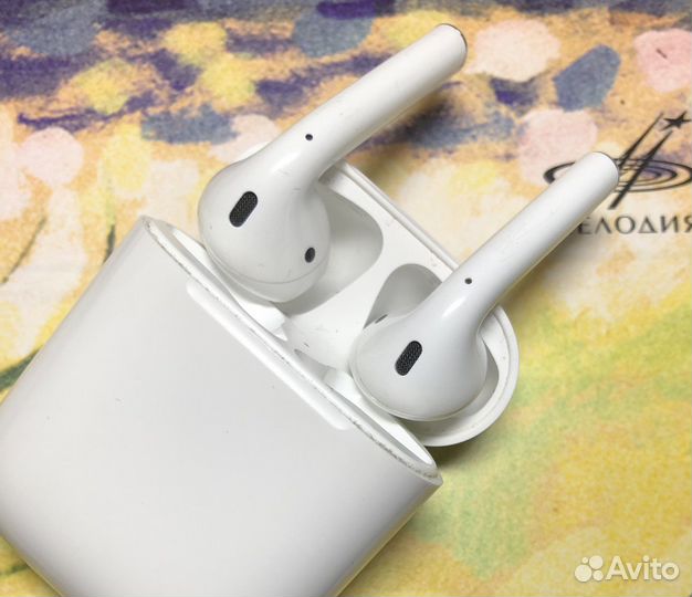 AirPods Apple 1- (G) Поколение первое б\у