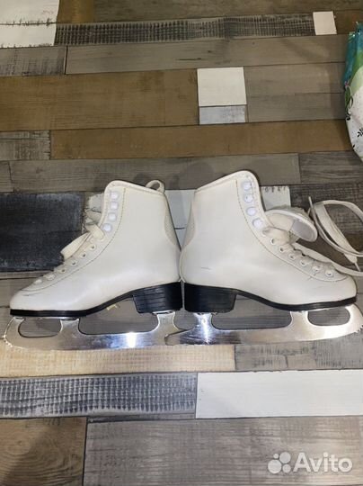 Коньки Larsen Martina 29 р