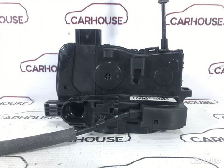 Замок двери задний правый Kia Sportage