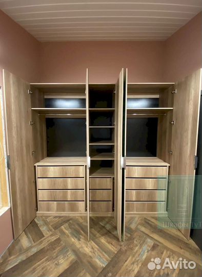 Шкаф стенка