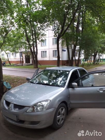 Mitsubishi Lancer 1.6 AT, 2004, битый, 238 000 км