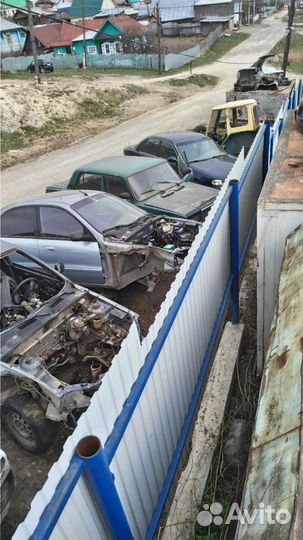 Продам капот ока