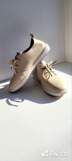 Школьная обувь