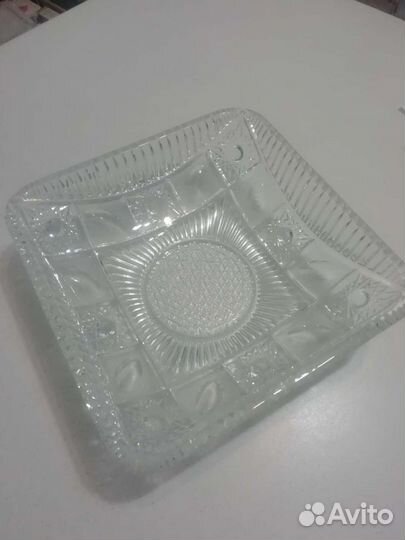 Хрустальная ваза