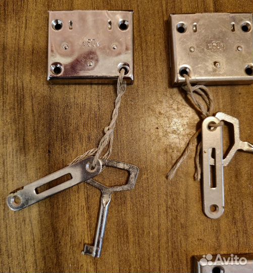 Новые мебельные советские замки с ключами
