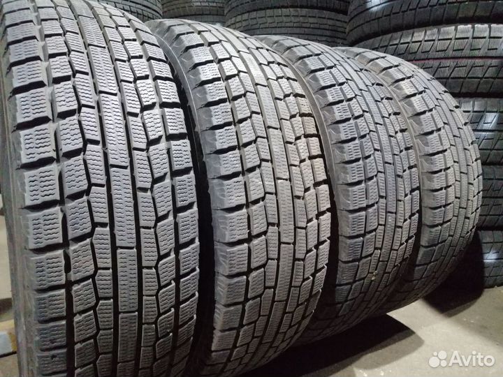Yokohama Ice Guard IG20 235/45 R17