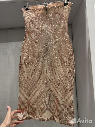 Вечернее платье