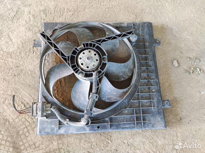 Вентилятор радиатора Skoda Octavia A4 1J0121207