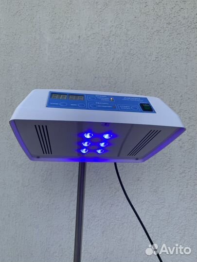 Лампа от желтушки новорожденных Фотолампа